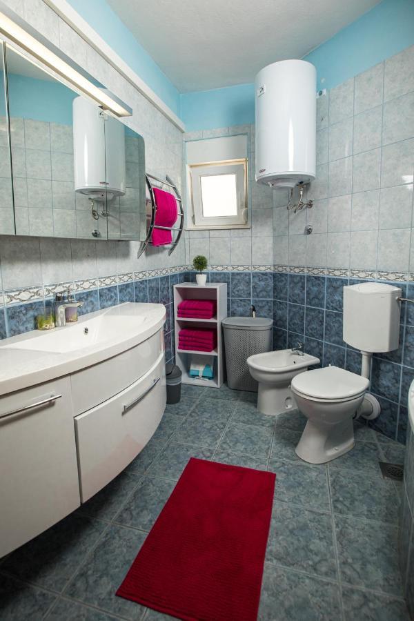 3 Bedrooms Apartman Dmt Kaštela المظهر الخارجي الصورة