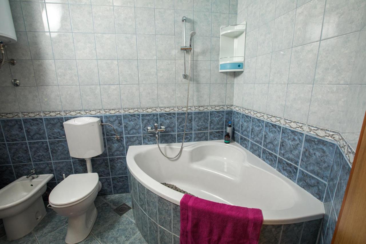 3 Bedrooms Apartman Dmt Kaštela المظهر الخارجي الصورة